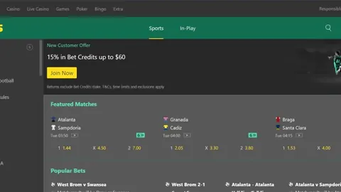 浙江U20队长王钰栋受伤离场，紧急告别赛场，即刻加入U22国足，全面检查伤病情况！